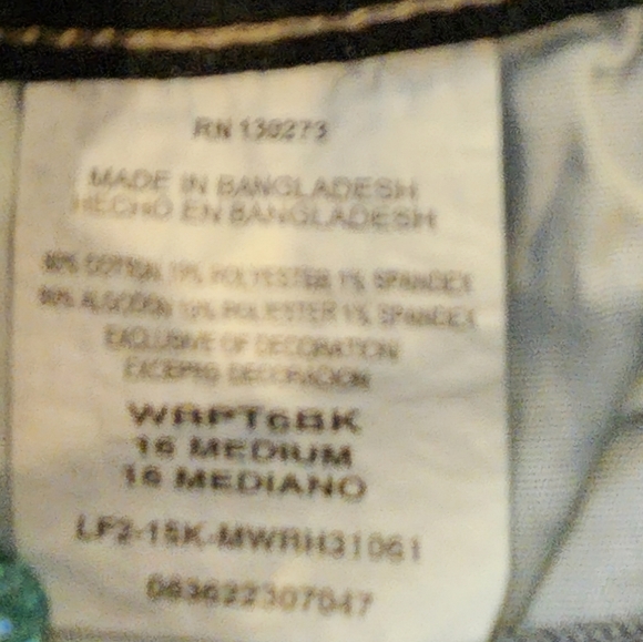 Size 16 Brand new Wrangler deep dyed western style embroidered shorts - Picture 6 of 6